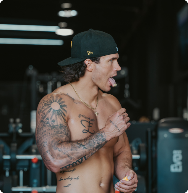 Athlete using IQ Pouch in the gym